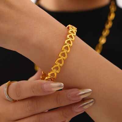 18K Gold-Plated Stainless Steel Heart Bracelet - Nova Luxe Charm