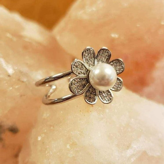 White Gold Dipped CZ Flower Acrylic Pearl - Nova Luxe Charm